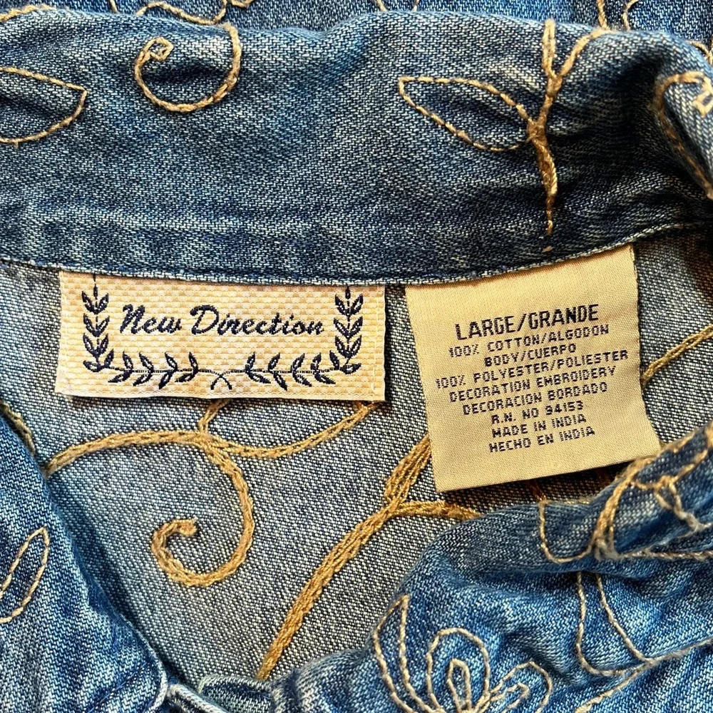 Vintage 90s Embroidered Denim Jacket L 100% Cotton Floral Western Granny‎ Artsy